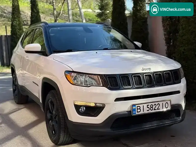 Jeep Compass 2018, фото з оголошення 2 з 21, VIN 3C4NJDBB5KT656449