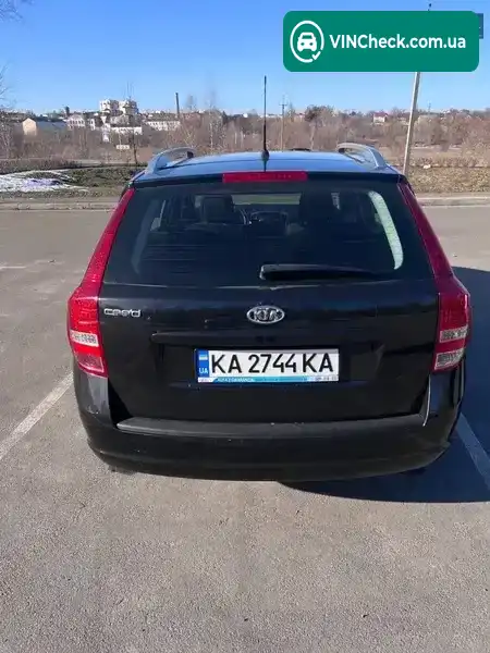 Kia Ceed 2010, фото з оголошення 2 з 14, VIN U5YHB812AAL152431