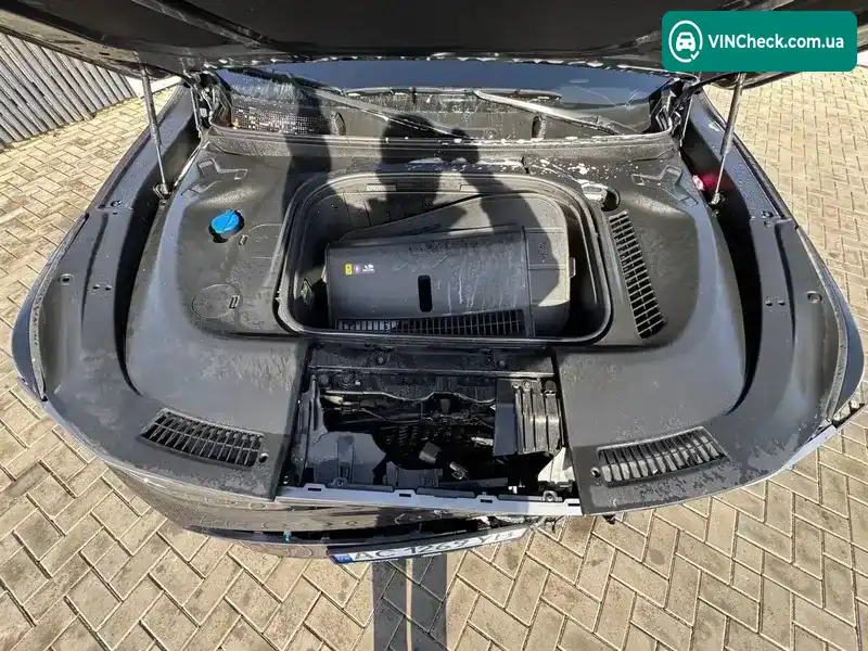 Kia EV9 2024, фото з оголошення 2 з 20, VIN 5XYAFFS5XSG003287