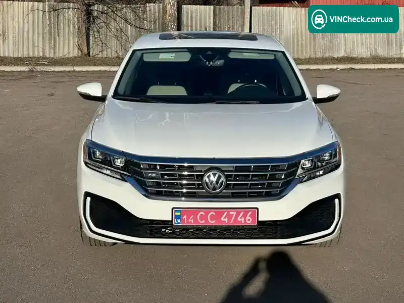 Volkswagen Passat 2020, фото з оголошення 1 з 21, VIN 1VWMA7A33LC008609
