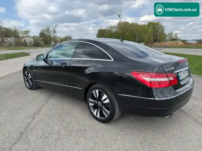 Mercedes-Benz E-Class 2010, фото з оголошення 2 з 12, VIN WDD2073021F089082