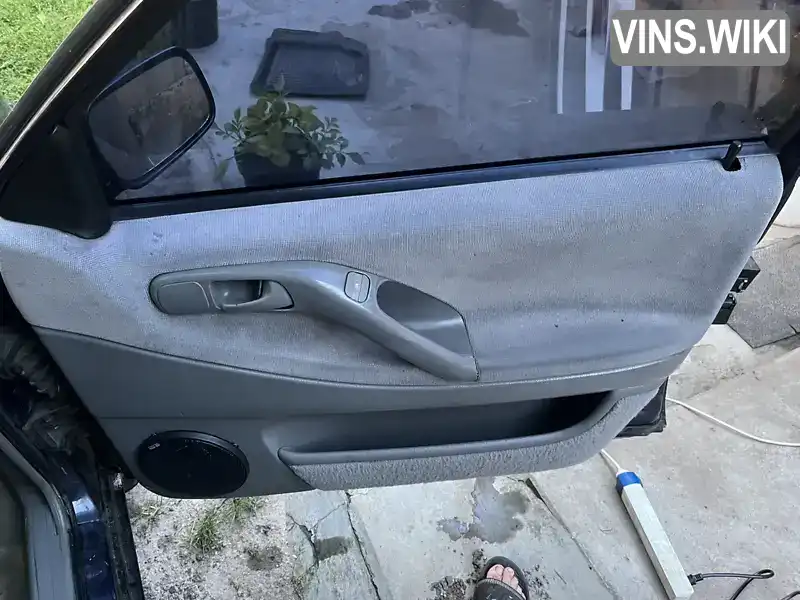 Volkswagen Passat 1995, фото з оголошення 2 з 18, VIN WVWZZZ3AZTE018014