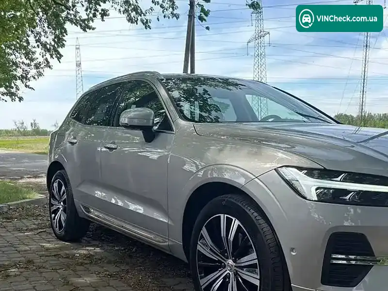 Volvo XC60 2021, фото з оголошення 2 з 20, VIN YV1UZK5VCN1962222