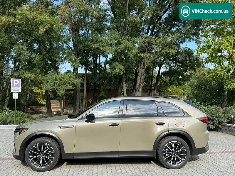 Mazda CX-70 2025, фото з оголошення 2 з 20, VIN JM3KJDHA4S1104053