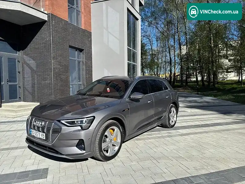 Audi e-tron 2019, фото з оголошення 1 з 20, VIN WAUZZZGEXKB015550