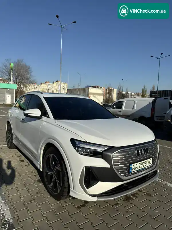 Audi Q4 e-tron 2022, фото з оголошення 2 з 19, VIN LFVVB9G3XN5136501