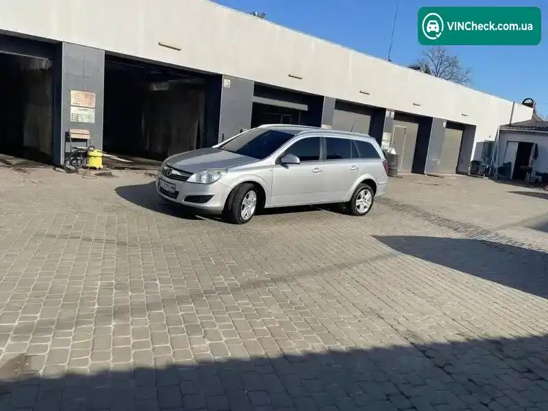Opel Astra 2009, фото з оголошення 1 з 10, VIN W0L0AHL35A2013317