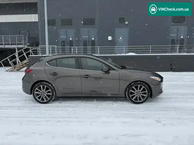 Mazda 3 2017, фото з оголошення 2 з 21, VIN 3MZBN1L38JM181317