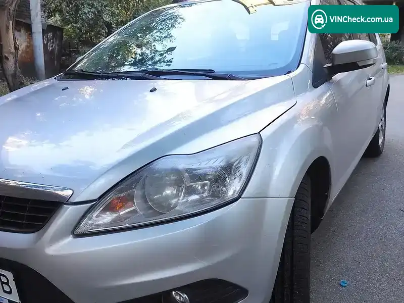 Ford Focus 2010, фото з оголошення 2 з 8, VIN WF0SXXGCDSAS21517