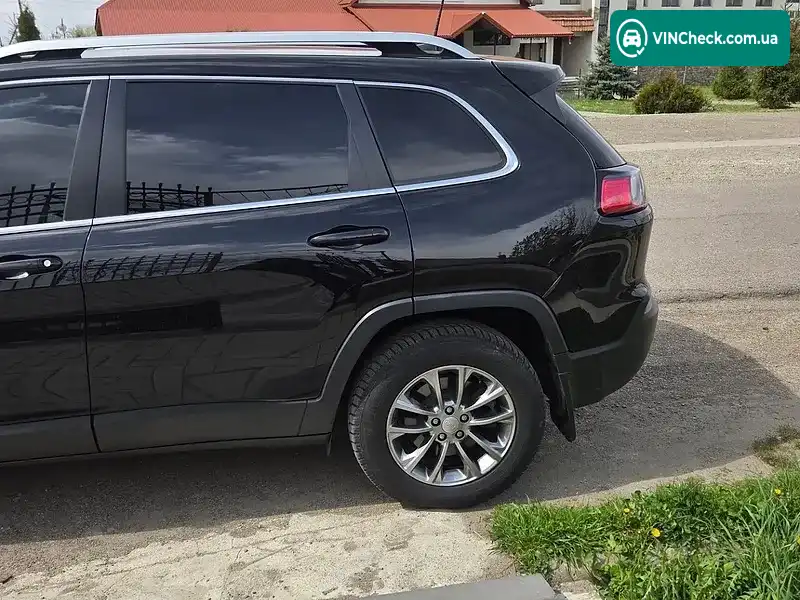 Jeep Cherokee 2020, фото з оголошення 2 з 9, VIN 1C4PJMLB8LD593636