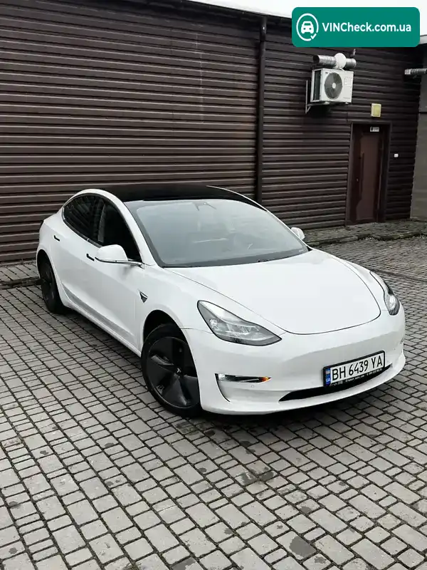 Tesla Model 3 2019, фото з оголошення 2 з 18, VIN 5YJ3E1EA2LF612504