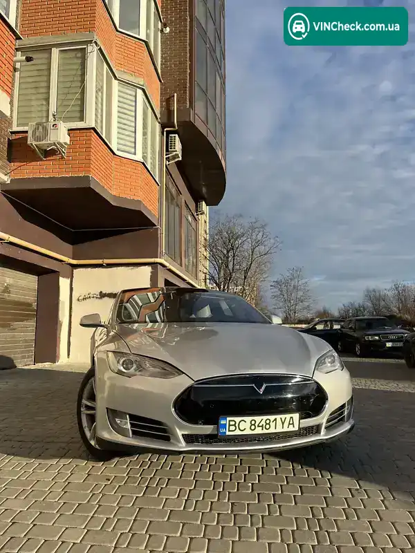 Tesla Model S 2014, фото з оголошення 1 з 20, VIN 5YJSA1H1XEFP35201