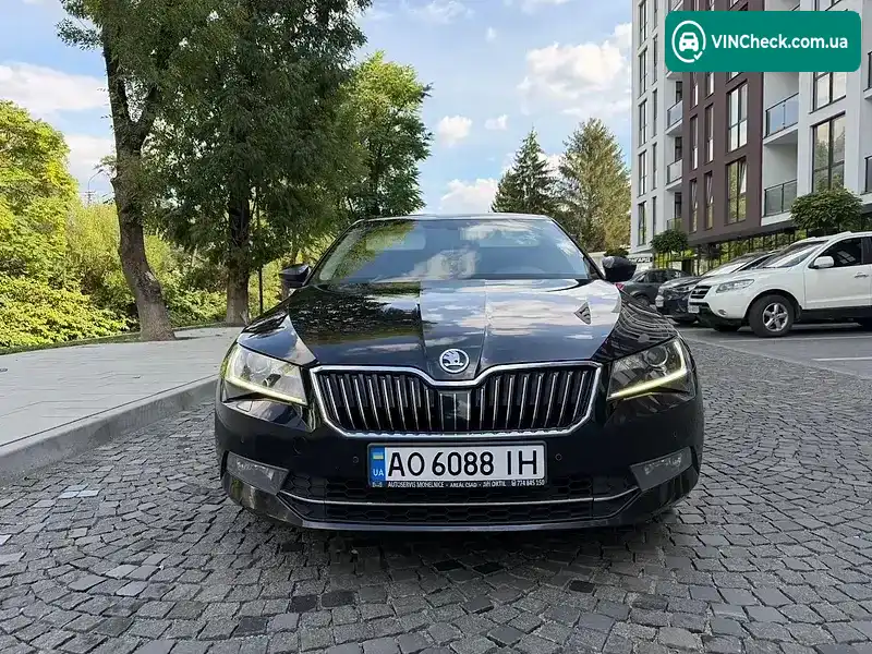 Skoda Superb 2017, фото з оголошення 1 з 20, VIN TMBAJ7NP5H7555450