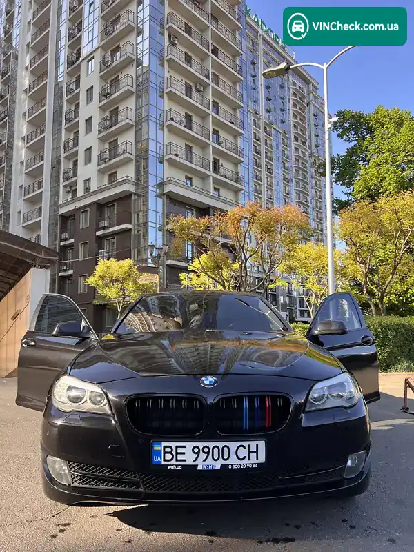 BMW 5 Series 2012, фото з оголошення 2 з 14, VIN WBAFU7C54DDU67304