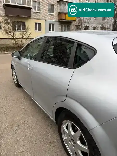SEAT Leon 2010, фото з оголошення 1 з 16, VIN VSSZZZ1PZBR002052