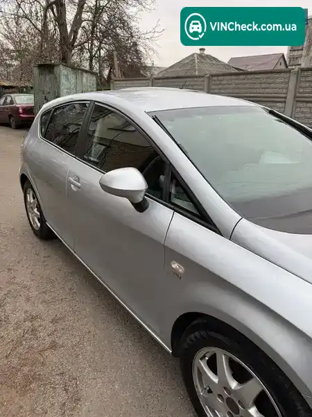 SEAT Leon 2010, фото з оголошення 2 з 16, VIN VSSZZZ1PZBR002052