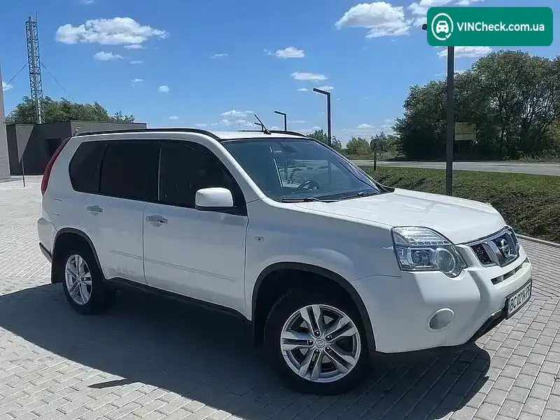 Nissan X-Trail 2010, фото з оголошення 1 з 20, VIN JN1TCNT31U0303920