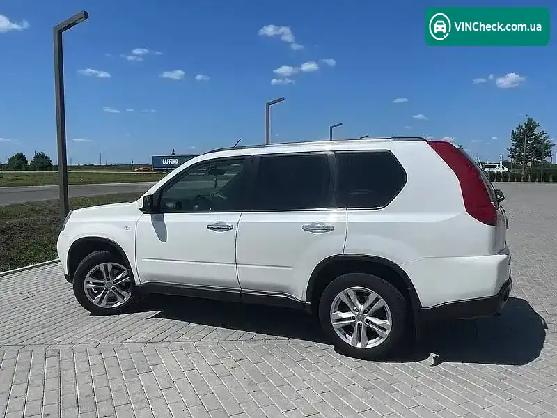Nissan X-Trail 2010, фото з оголошення 2 з 20, VIN JN1TCNT31U0303920