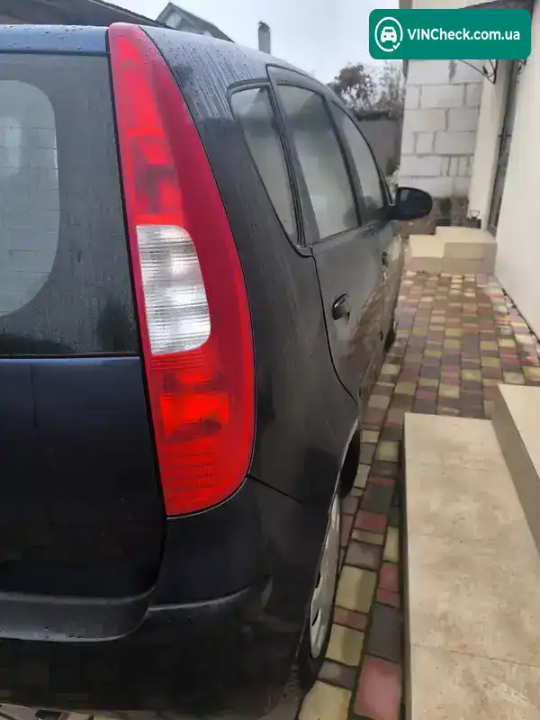 Mitsubishi Colt 2006, фото з оголошення 2 з 18, VIN XMCXNZ32A5F082339