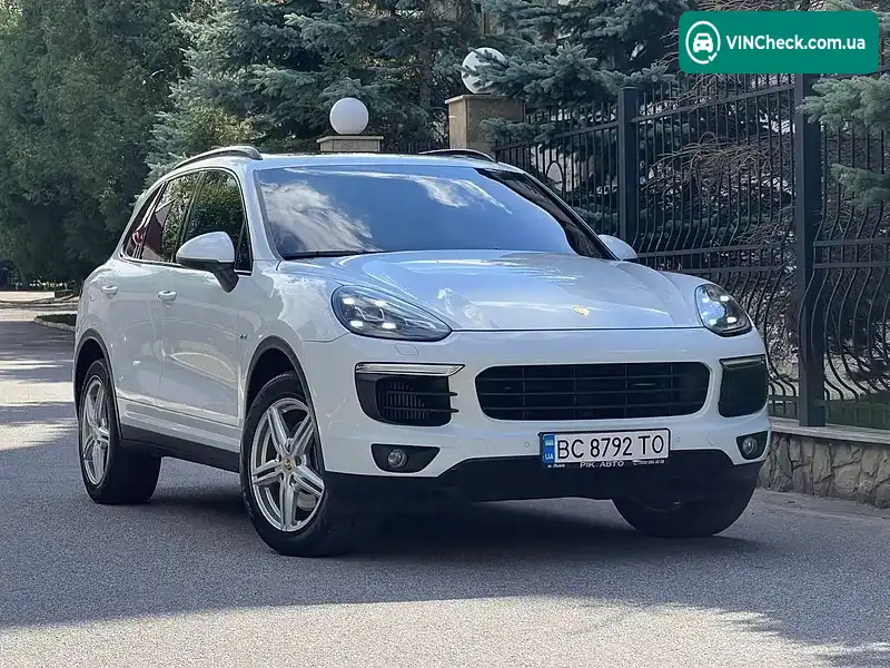 Porsche Cayenne 2016, фото з оголошення 2 з 20, VIN WP1AF2A28GKA45599