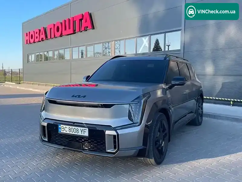 Kia EV9 2023, фото з оголошення 2 з 17, VIN KNDAEFS53R6024739