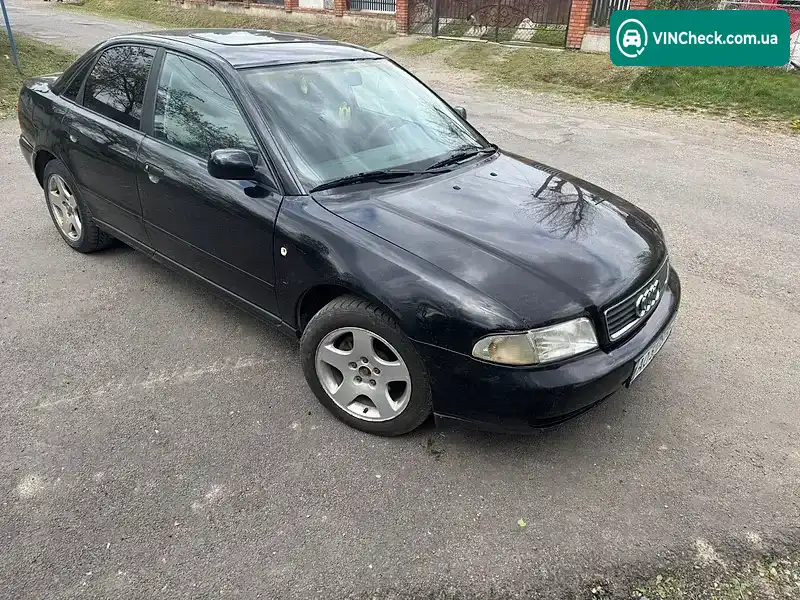 Audi A4 1996, фото з оголошення 2 з 9, VIN WAUZZZ8DZVA075059