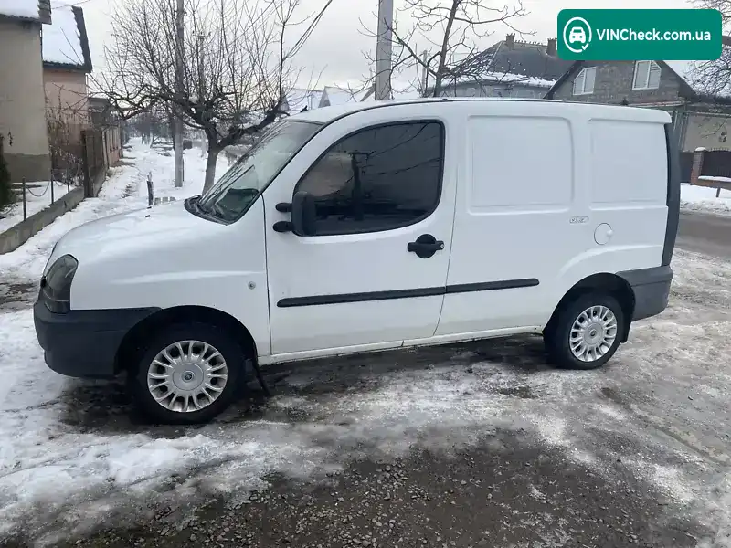 Fiat Doblo 2005, фото з оголошення 2 з 7, VIN ZFA22300005353534