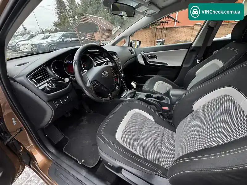 Kia Ceed 2017, фото з оголошення 2 з 21, VIN U5YHN813AHL234463