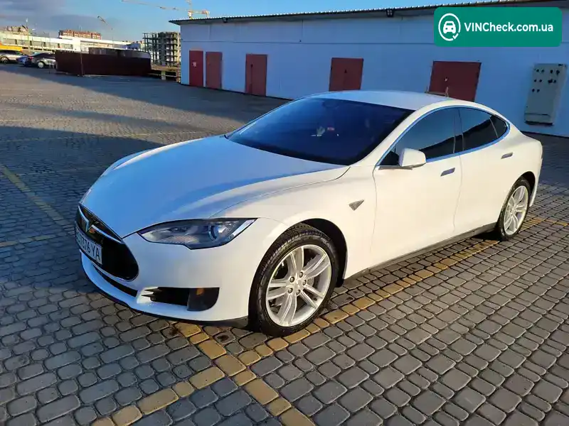 Tesla Model S 2015, фото з оголошення 2 з 21, VIN 5YJSA1E21FF113097