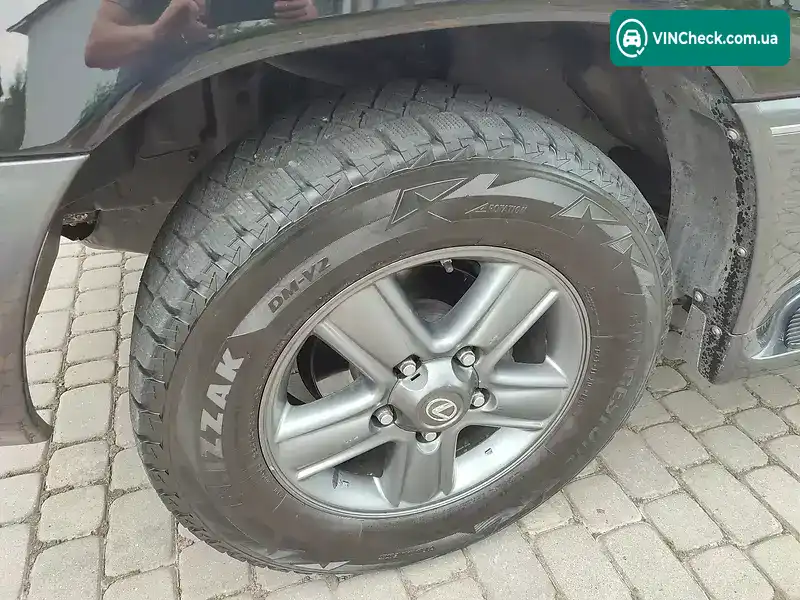 Lexus LX 2003, фото з оголошення 2 з 20, VIN JTJHT00W233528069