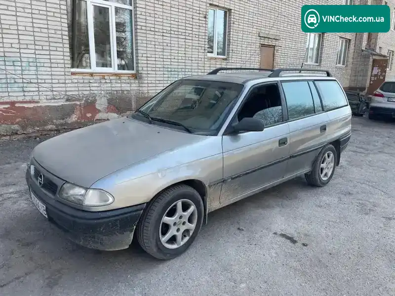 Opel Astra 1995, фото з оголошення 1 з 8, VIN W0L000051S2757674