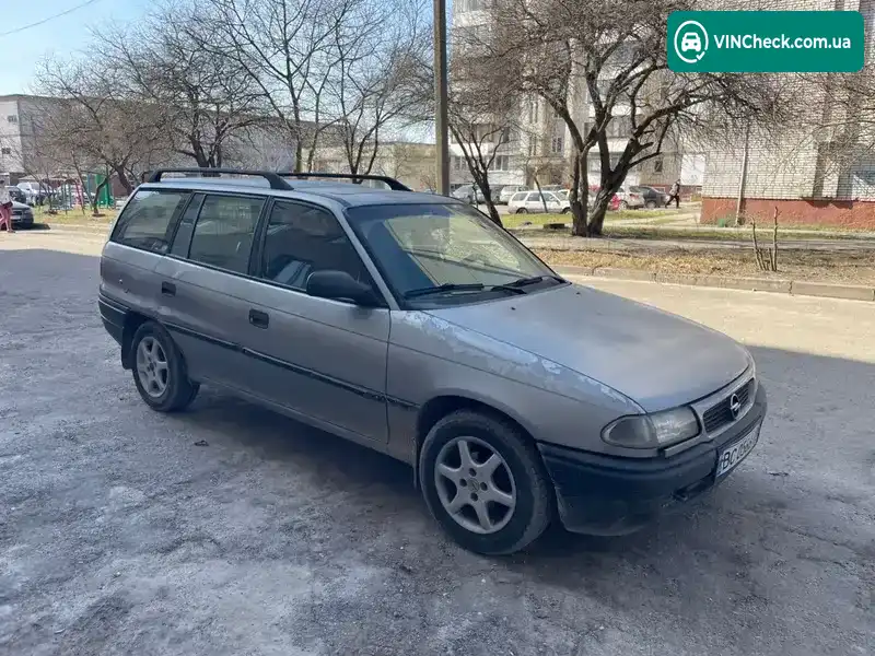 Opel Astra 1995, фото з оголошення 2 з 8, VIN W0L000051S2757674