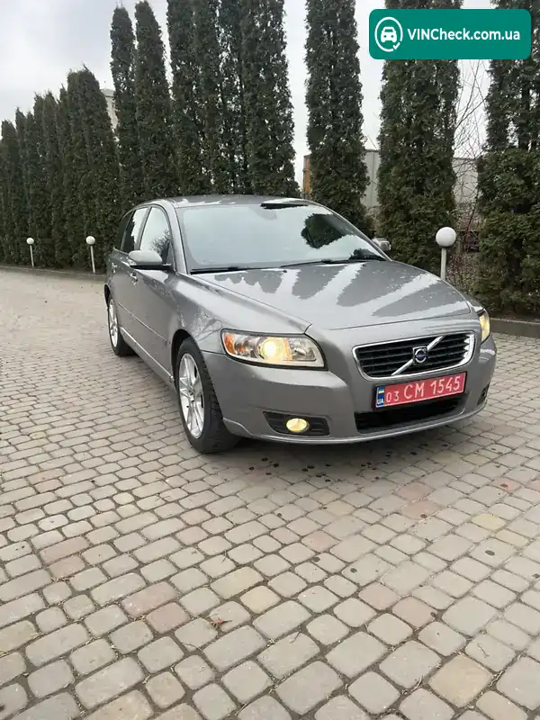 Volvo V50 2007, фото з оголошення 2 з 20, VIN YV1MW755182401028