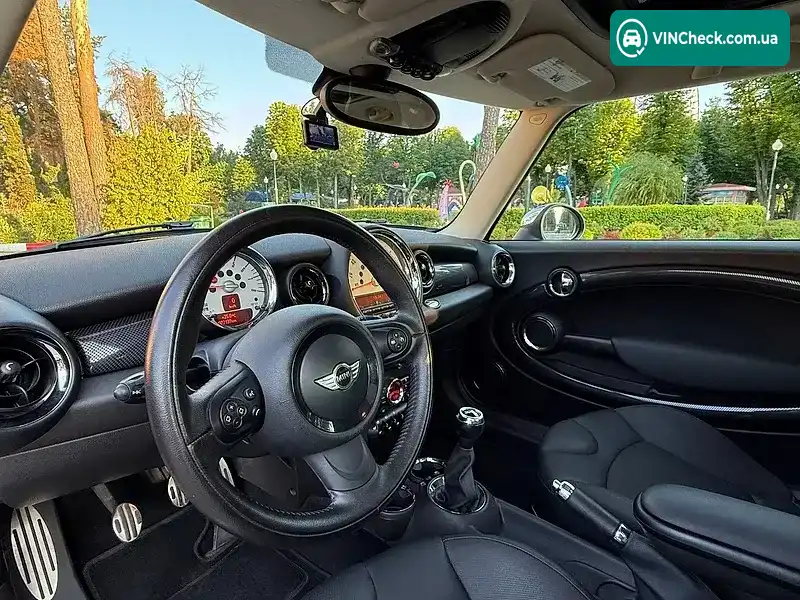 MINI Coupe 2013, фото з оголошення 2 з 20, VIN WMWSV3C58DT479529