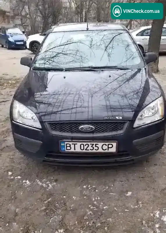 Ford Focus 2005, фото з оголошення, VIN WF0WXXGCDW5K63554