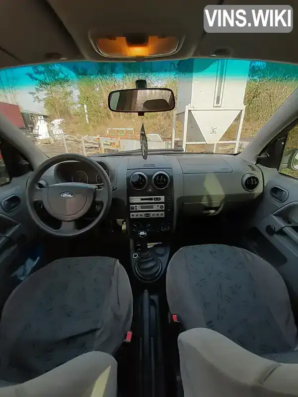 Ford Fusion 2005, фото з оголошення 2 з 11, VIN WF0UXXGAJU5J09791