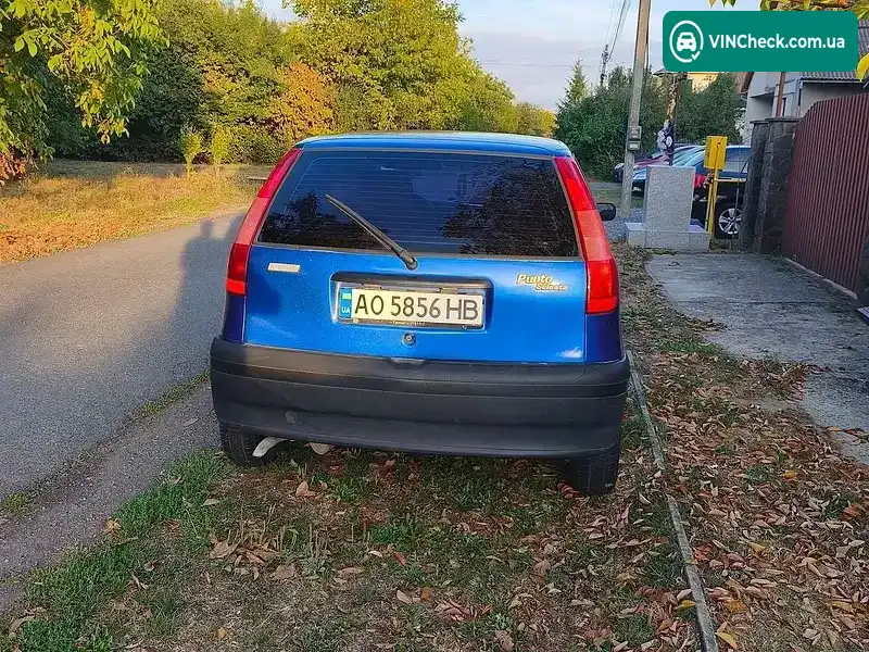 Fiat Punto 1995, фото з оголошення 2 з 8, VIN ZFA17600000373644