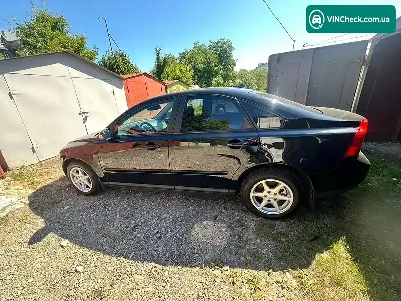Volvo S40 2009, фото з оголошення 2 з 15, VIN YV1MS204292460048