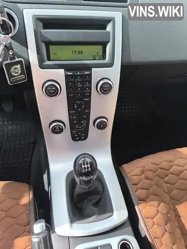 Volvo C30 2010, фото з оголошення 2 з 19, VIN YV1MK76H2B2220950