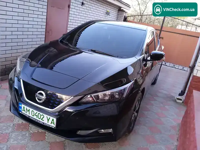 Nissan Leaf 2018, фото з оголошення 2 з 21, VIN SJNFAAZE1U0016778