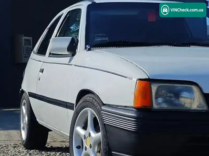 Opel Kadett 1987, фото з оголошення 2 з 8, VIN W0L000033H5222141