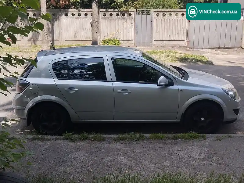 Opel Astra 2012, фото з оголошення 1 з 5, VIN W0L0AHL48D2002145