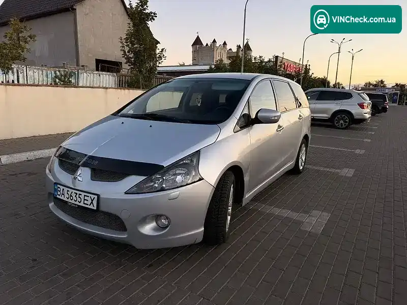 Mitsubishi Grandis 2005, фото з оголошення 2 з 13, VIN JMBLJNA8W6Z001989