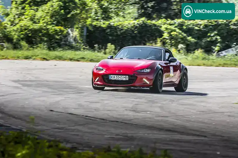 Mazda MX-5 2015, фото з оголошення 2 з 17, VIN JM1NDAC71G0107576