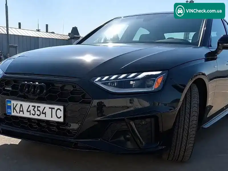 Audi A4 2023, фото з оголошення 2 з 21, VIN WAUEAAF47RN007768
