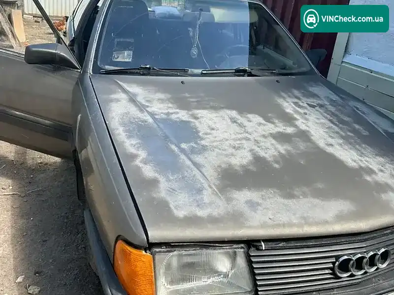 Audi 100 1984, фото з оголошення 2 з 13, VIN WAUZZZ44ZEN125435