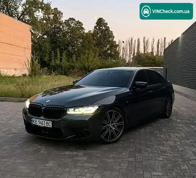 BMW 5 Series 2017, фото з оголошення 2 з 20, VIN WBAJE5C59JG918202