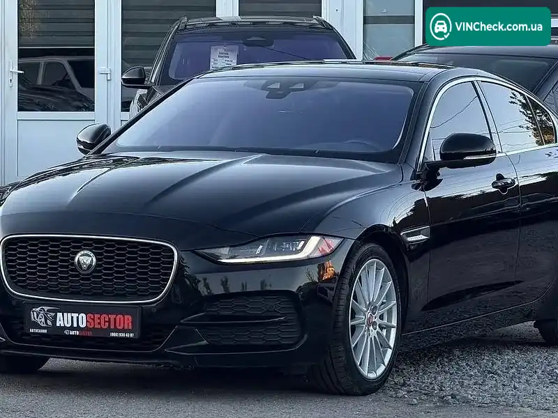 Jaguar XE 2020, фото з оголошення 2 з 20, VIN SAJAE4FX0LCP64033