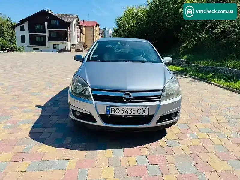 Opel Astra 2004, фото з оголошення 2 з 20, VIN W0L0AHL4845203531