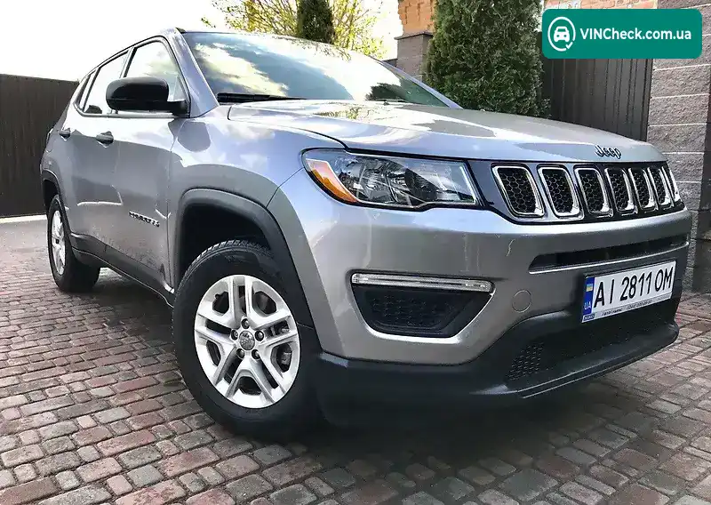 Jeep Compass 2018, фото з оголошення 2 з 18, VIN 3C4NJCAB6KT655256